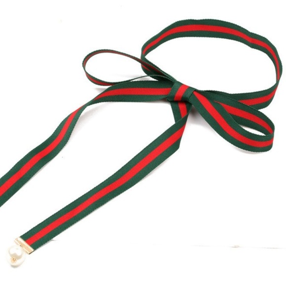 Green red striped ribbon bow necklace - Picture 2 of 2